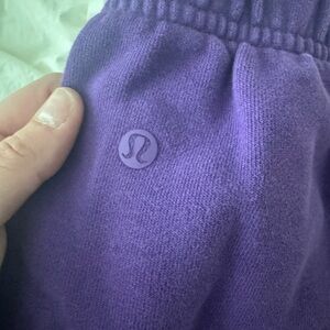 lululemon athletica women’s purple shorts